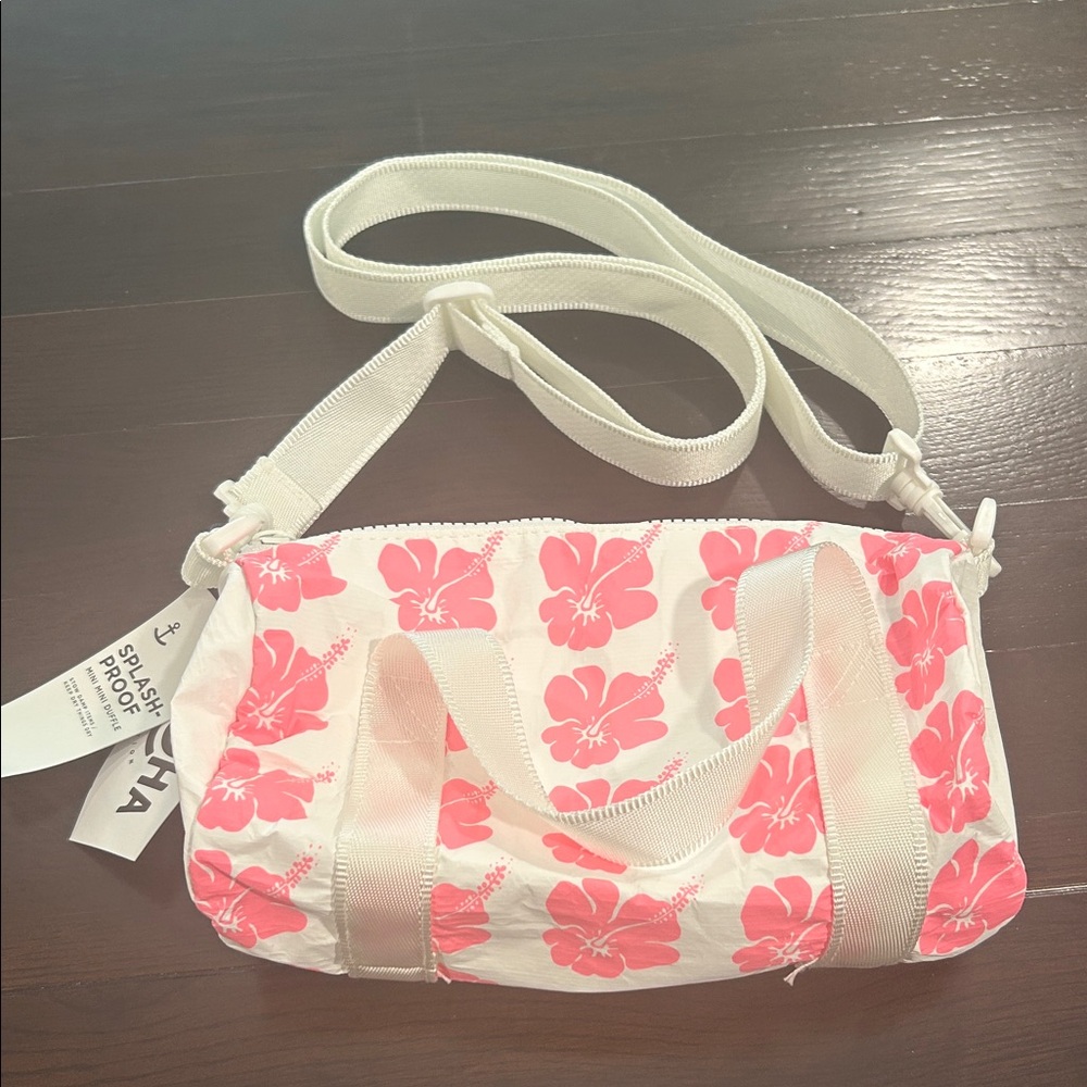 Aloha Collection Mini Mini Duffle! NWTs!